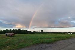 sateenkaari k&auml;rri pelto paali